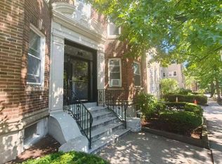 55 Thatcher St APT 6, Brookline, MA 02446