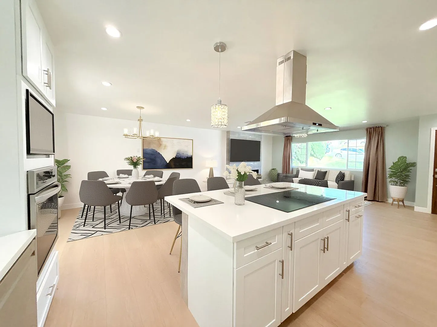 Fantastic Renovated Spacious 3 bed 2 Bath home In Pacoima — Photo 4