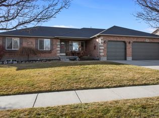 4391 W Lennox Dr, South Jordan, UT 84009