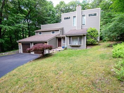 54 Strickland Street, Glastonbury, CT, 06033