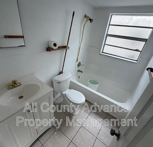 4911 E Temple Heights Rd #4911A — Photo 8