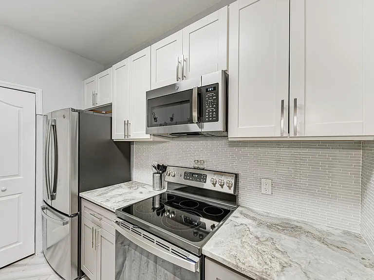 8367 38th Street Cir E #104 — Photo 7