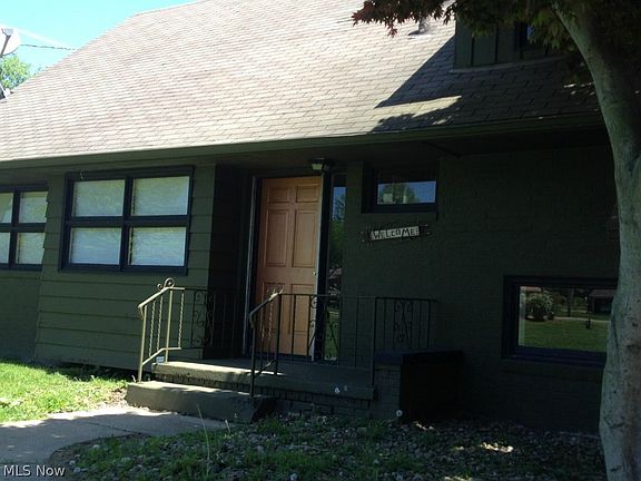 5th image of 2296 North Rd NE