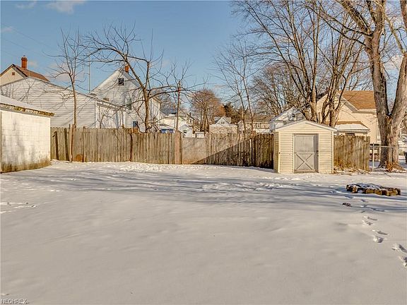 2nd image of 259 19th St NW