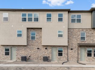 558 N Buffalo Grass Ln, Lindon, UT 84042