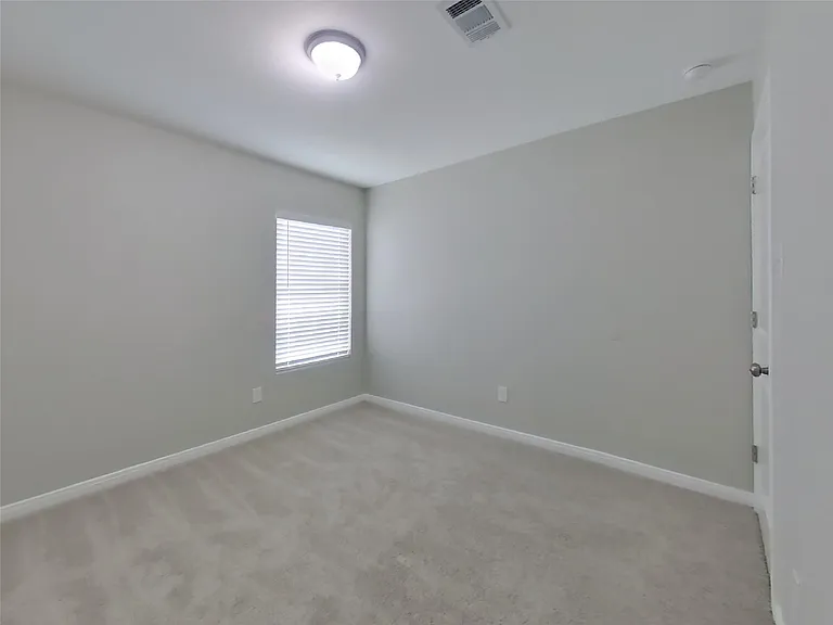 10050 Cerritos Dr — Photo 12
