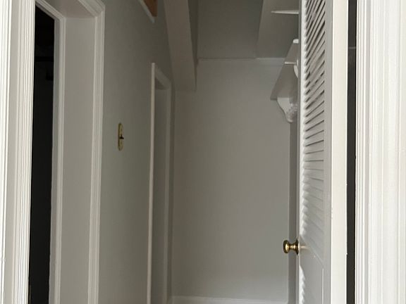 3rd image of 136 Coles St #1