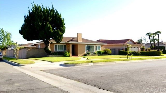 Front Picture showing Corner home
