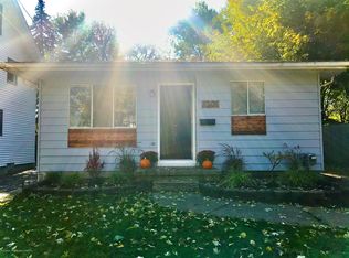 1301 W Barnes Ave, Lansing, MI