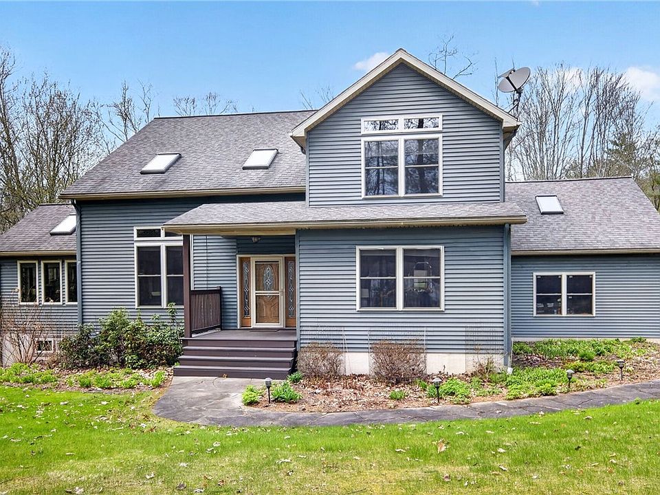 1st image of 366 Hurd Rd