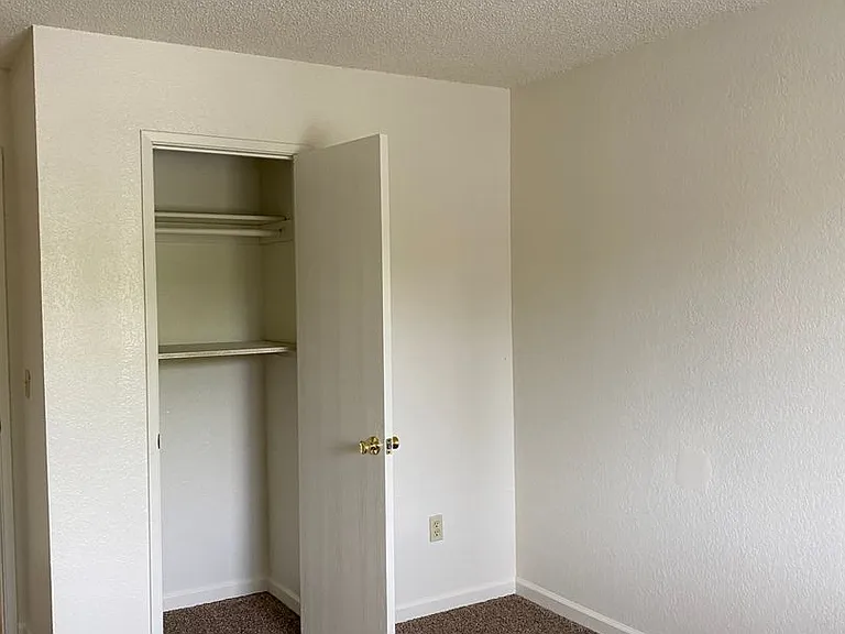 4210 Main St — Photo 7