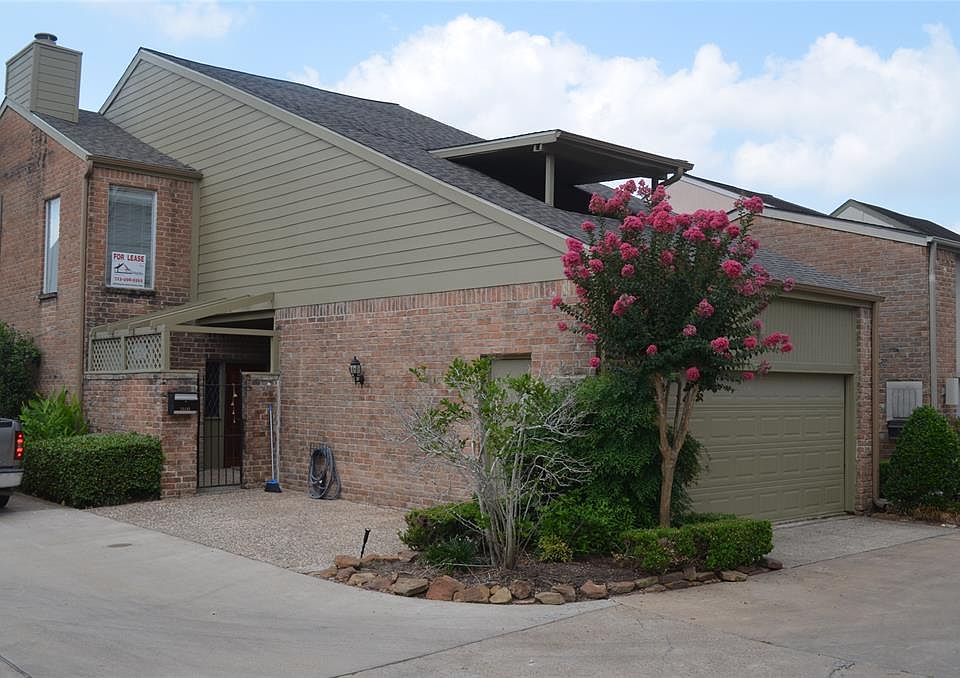 1st image of 15133 Kimberley Ct #25