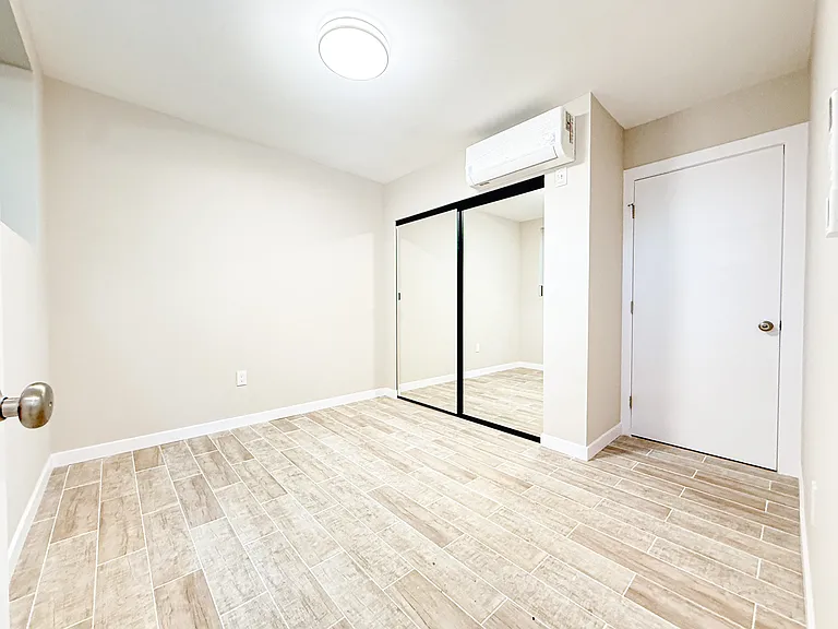 1035 N Hayworth Ave #100A — Photo 13
