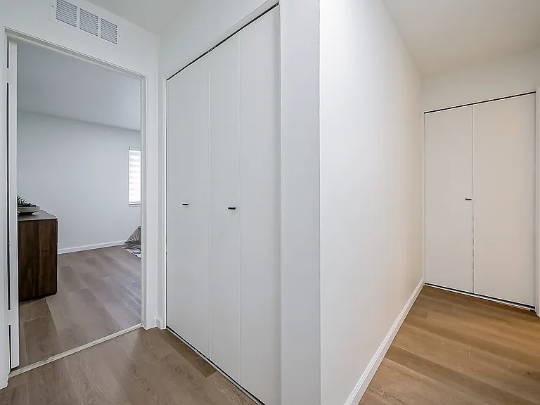 All New Luxury Living In Plymouth — Photo 50