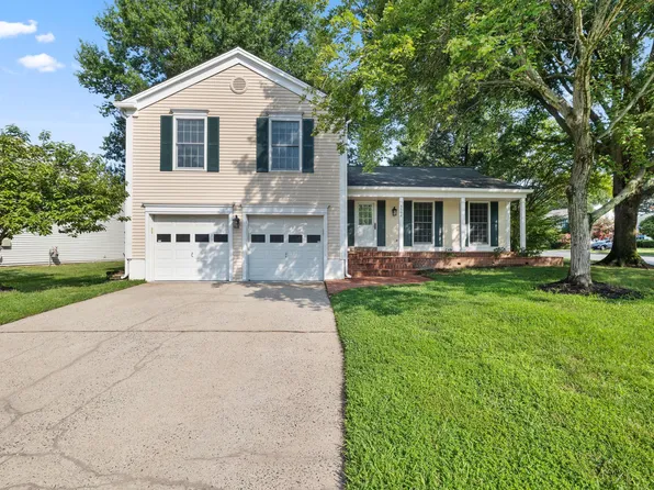 4500 Stone Pine Ct, Chantilly, VA 20151