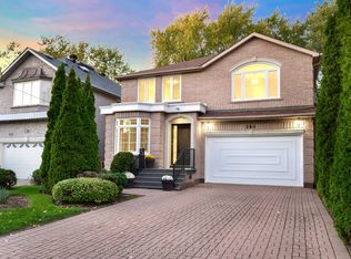 384 Hillcrest Ave, Toronto, ON M2N 3R1