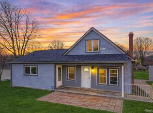 1951 N Crown St, Westland, MI 48185