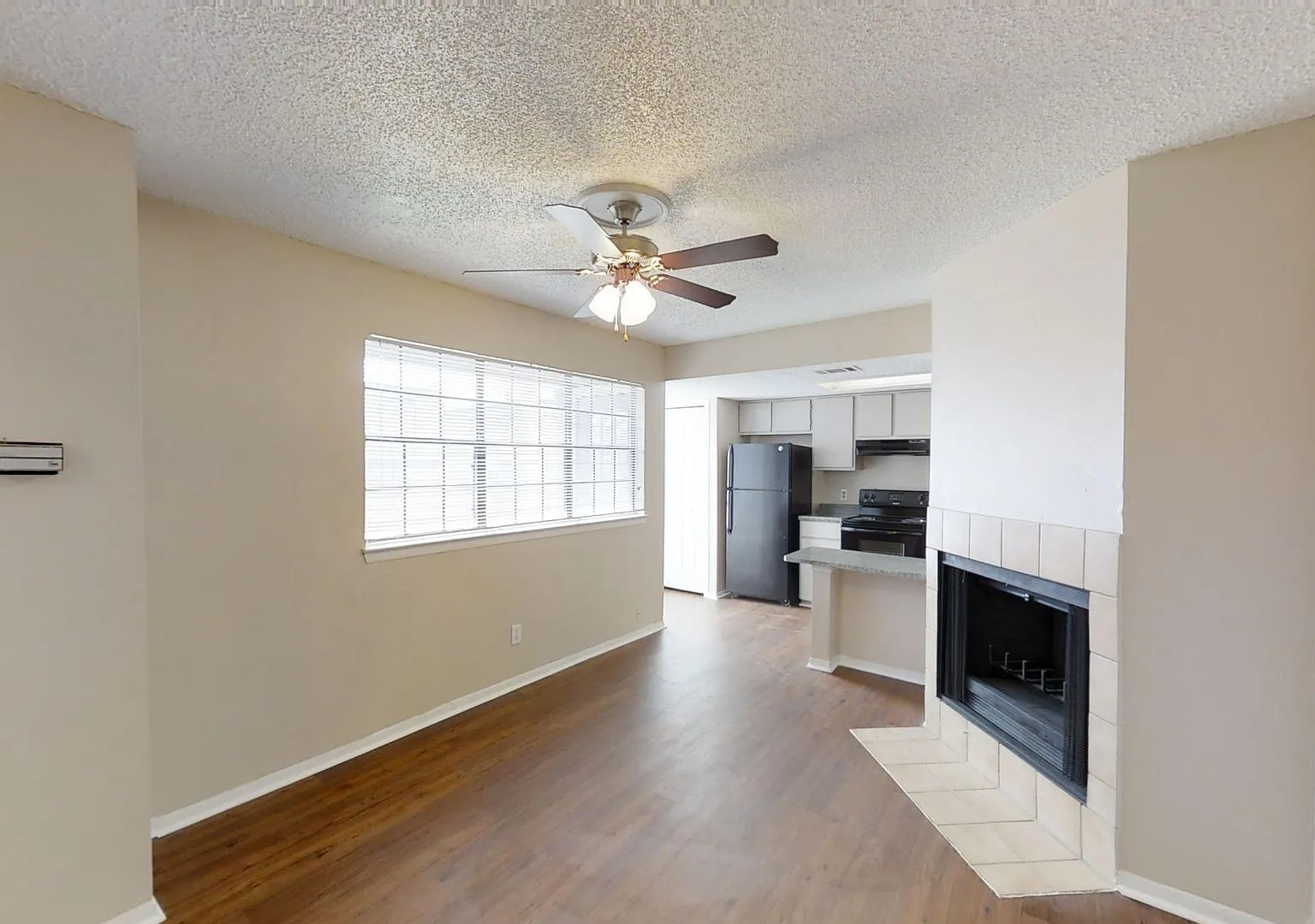 Willow Hill Apartments — Photo 3