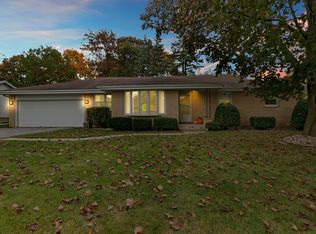 3325 Ascot Dr, Racine, WI 53406