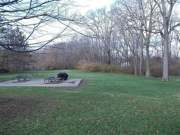 3rd image of 7492 E State Road 44
