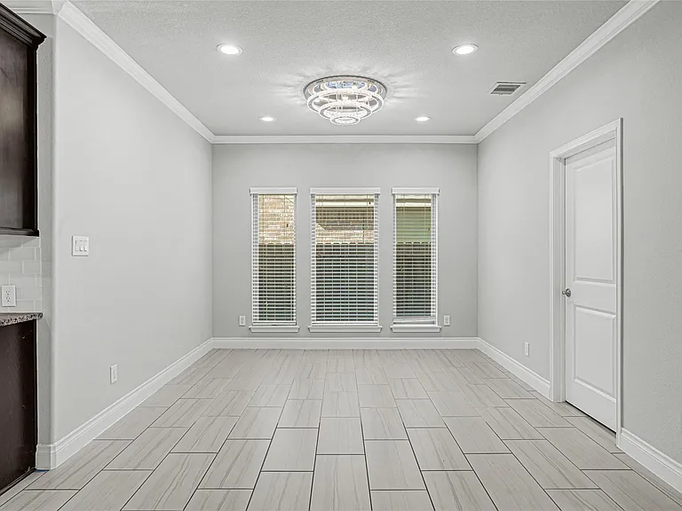 3430 Golden Cypress Ln — Photo 12