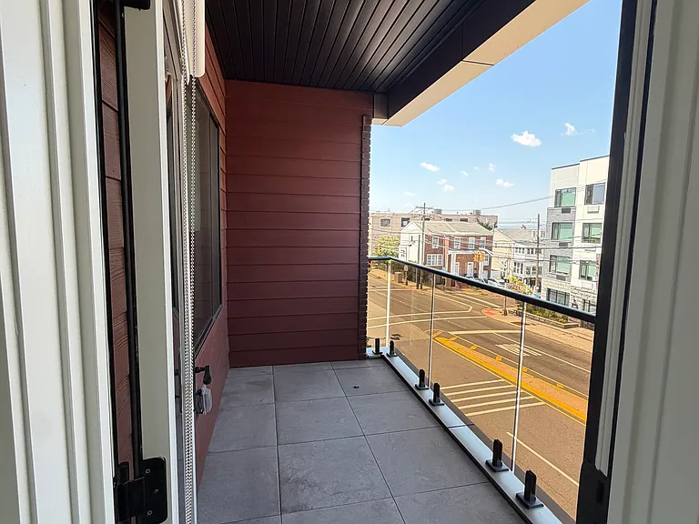 8800 Kennedy Blvd — Photo 9