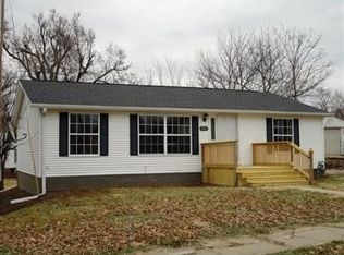 802 N A St, Oskaloosa, IA 52577