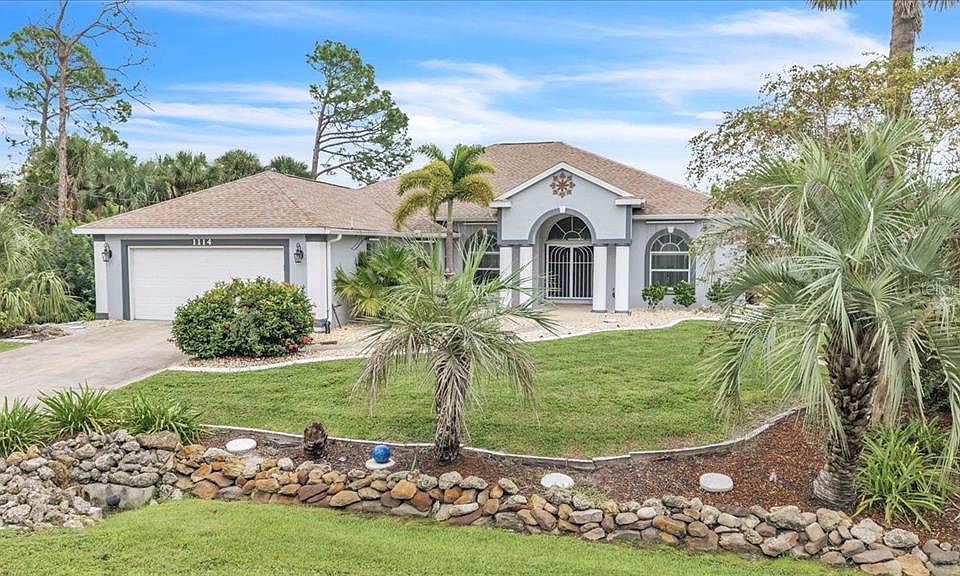 1st image of 1114 Campbell St