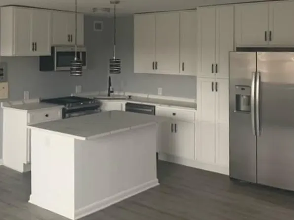 1200 S Arlington Ridge Rd APT 703, Arlington, VA 22202