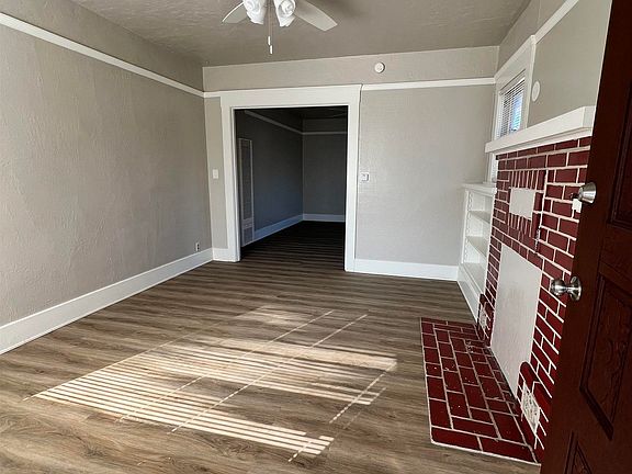4th image of 412 W 10th St