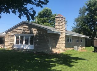 2830 19th St, Columbus, IN 47201