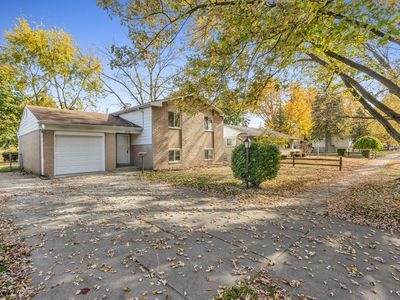 7828 Kaiser St, Canton, MI, 48187