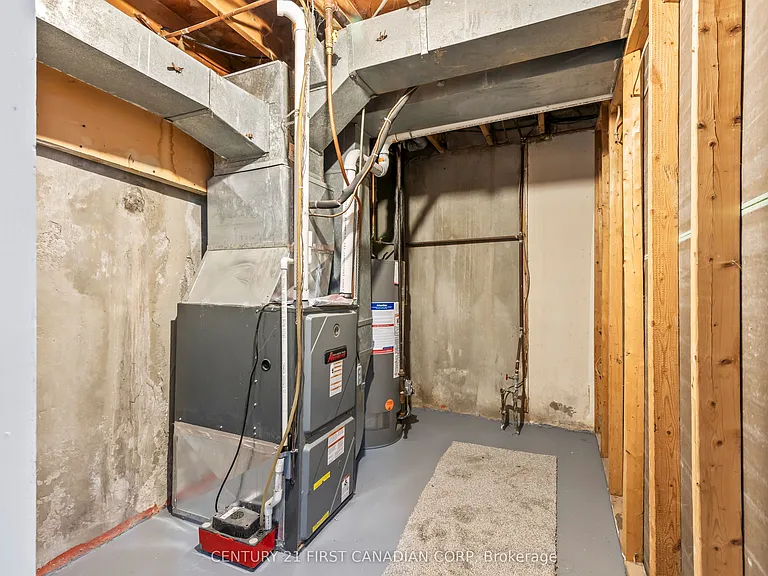 500 Osgoode Dr #20 — Photo 26
