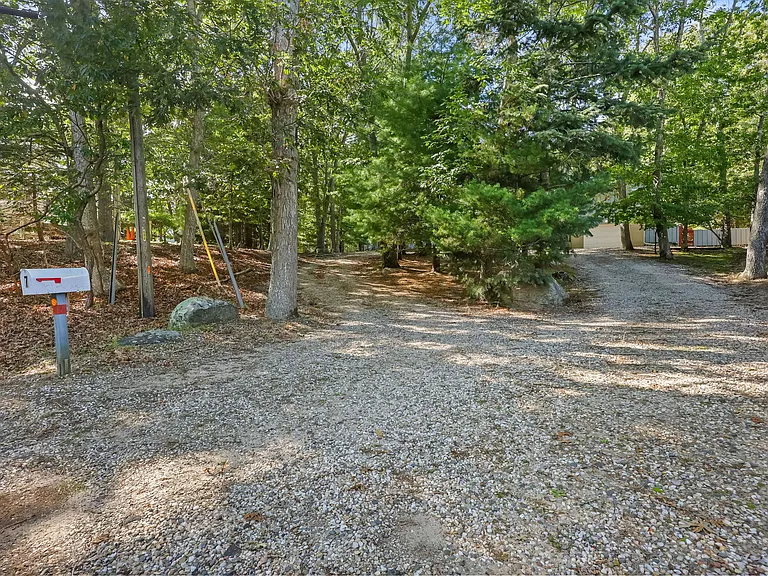 7 Crows Nest Ln — Photo 33