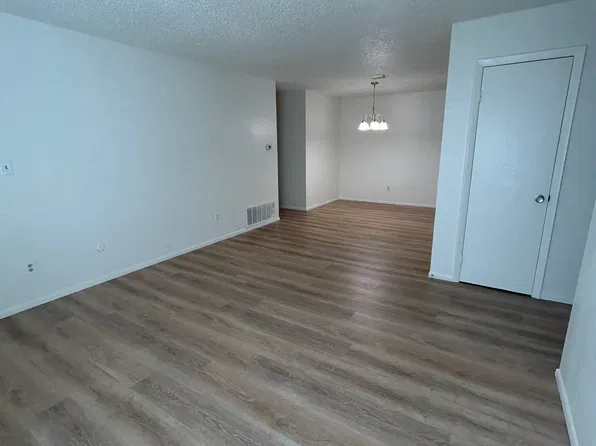 2190 E Geddes Ave APT B, Centennial, CO 80122