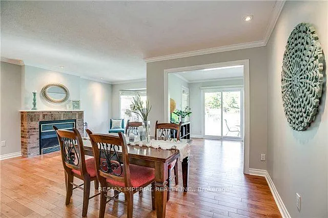 1119 Glenridge Dr — Photo 11