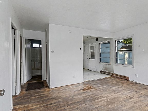 2nd image of 3344 SE 150th Ave