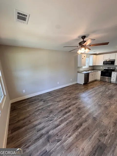 3 bed, 2.0 bath, 1200 sqft, $1,500 — Photo 3
