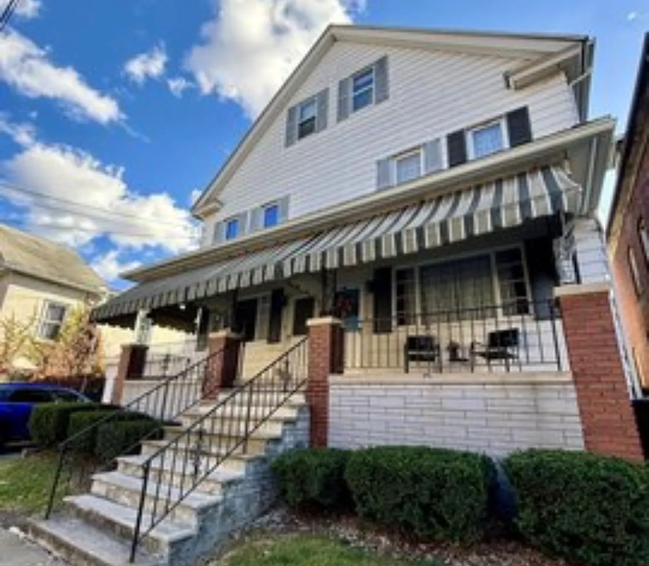 3 bed, $1,425 — Photo 1
