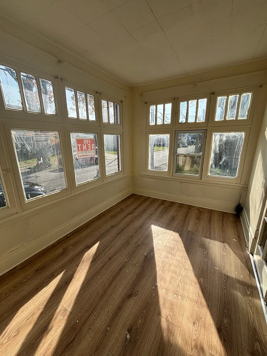 Building Photo - 228 Adams St #1
