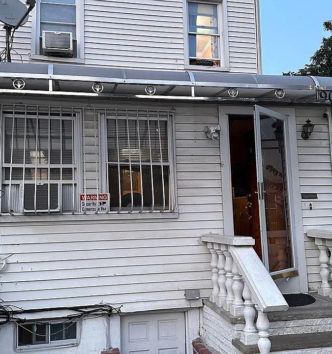 1st image of 9015 179th St