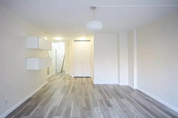 Rented by Corcoran | media 2