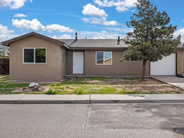 832 Gallahad St SW, Los Lunas, NM 87031