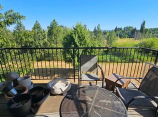 1710 White Ave APT 3, Moscow, ID 83843