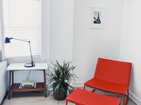 2nd image of 301 Park Ave