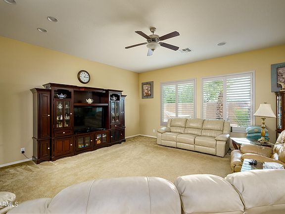 5th image of 2761 S ROYAL WOOD Circle