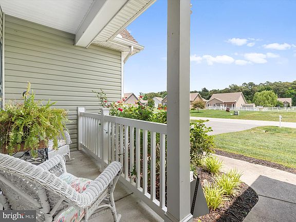 3rd image of 35167 Helmsman Way