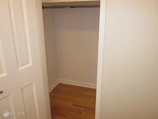 Rented by Kian Realty | media 30