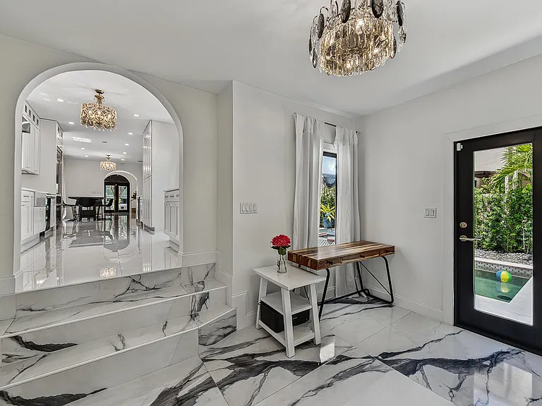 1010 N Rio Vista Blvd — Photo 16