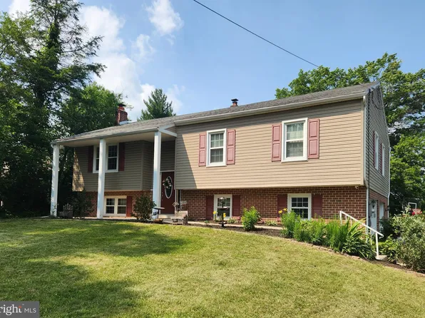 295 E Moyer Rd, Pottstown, PA 19464